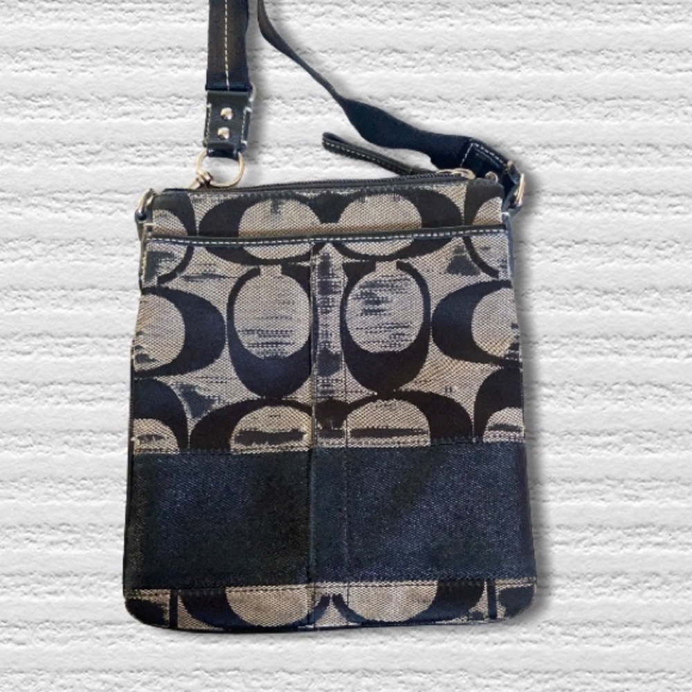 Coach Grey/Black CrossBody Flat Purse